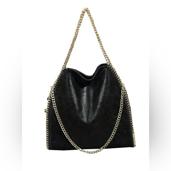 Handbags - Boutique gold chain shoulder bag